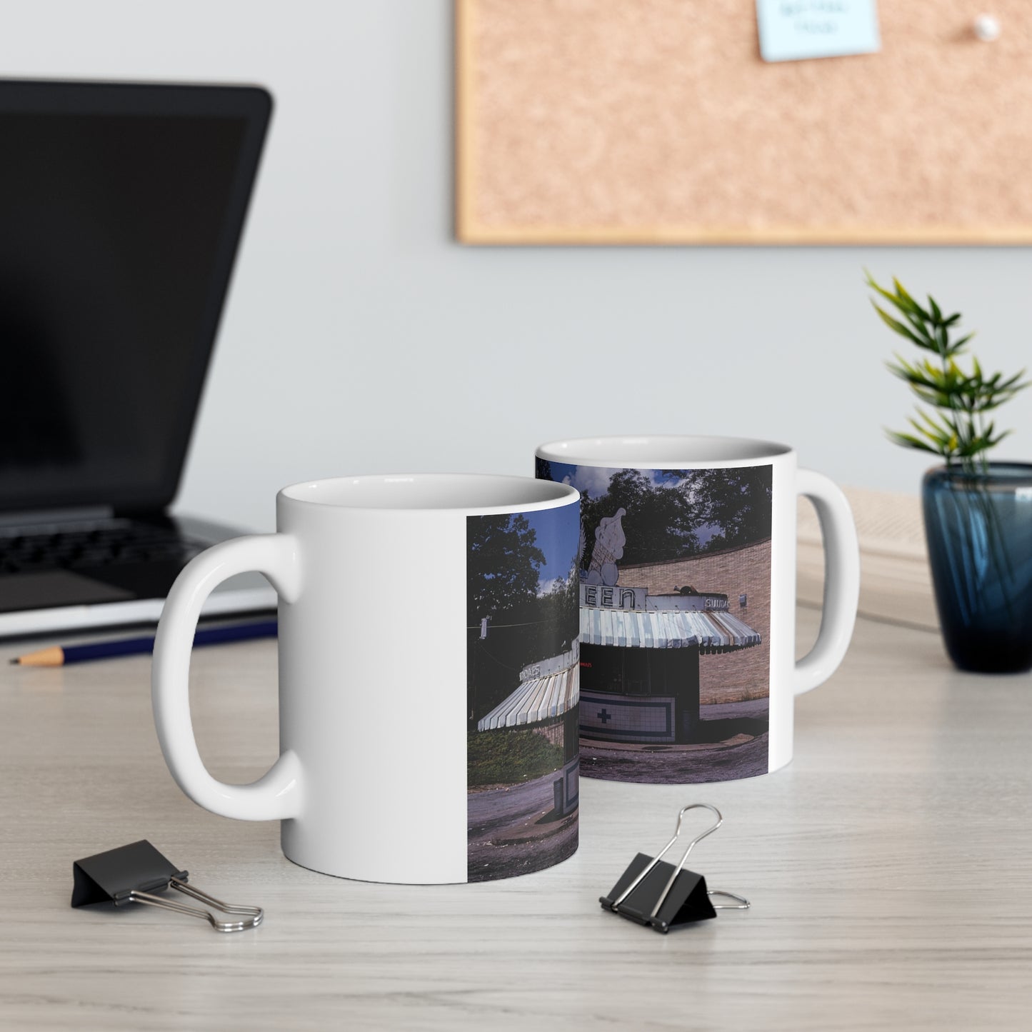 ROADSIDE MUGS - Daisy Queen Keramiktasse 11oz